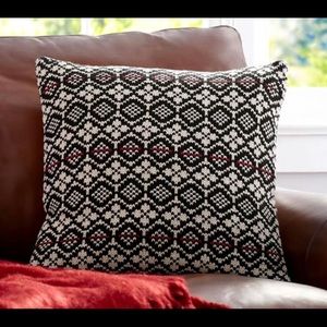 Pottery Barn Lexington Fair Isle Christmas pillow covers